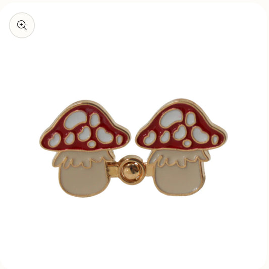 Mushroom Belt Pin
